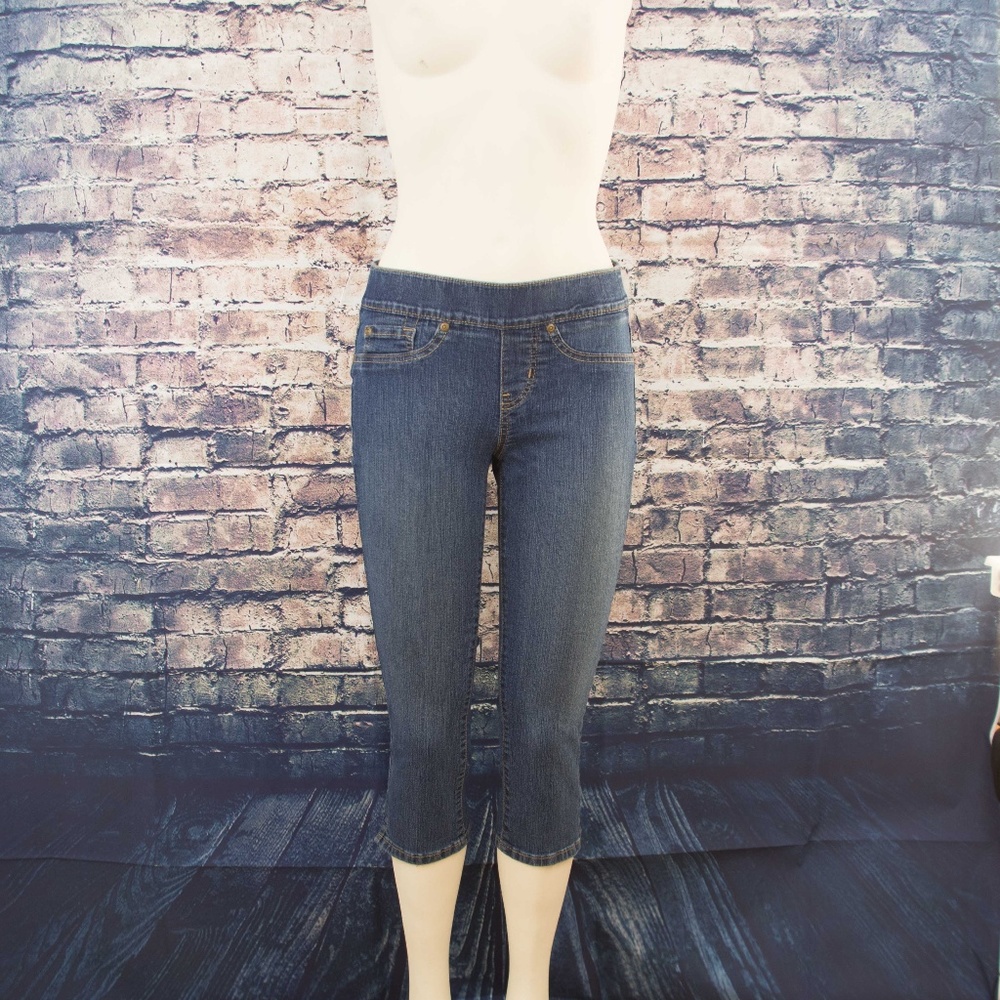 Women's Signature Levi Strauss Jeans
